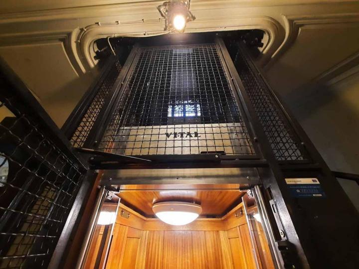 Spécialiste de la rénovation d'ascenseur Boulogne-Billancourt